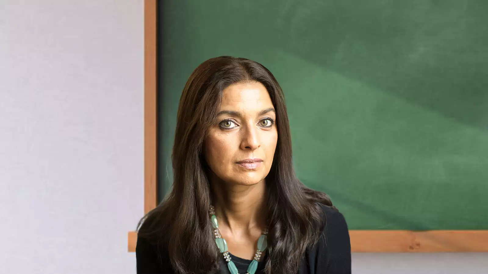 2022-JhumpaLahiri-hero.jpg